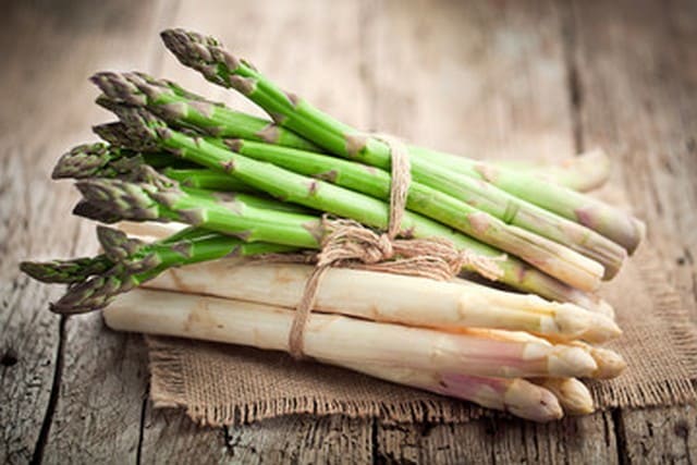 Recettes de cuisine ASPERGES AUX CREVETTES