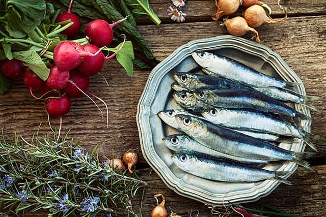 Recettes de cuisine SARDINES MARINEES AUX TAGLIATELLES